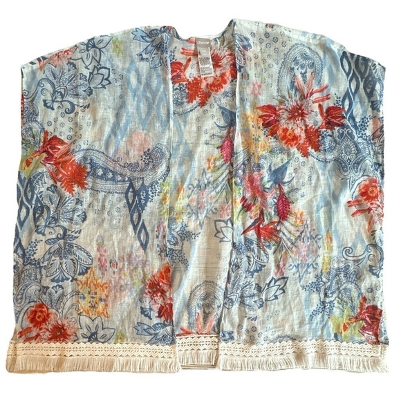 Chico’s Ikat Floral Ruana Wrap S /M - Picture 9 of 10